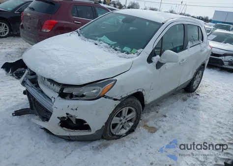 2019 Chevrolet Trax Ls z USA, uszkodzony, nr VIN 3GNCJKSB4KL366416